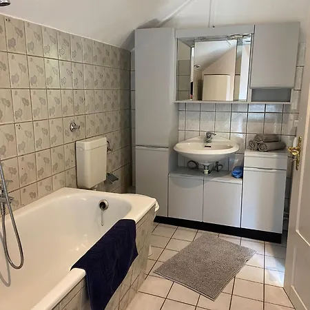 Daenischenhagen, Dorfstrasse *